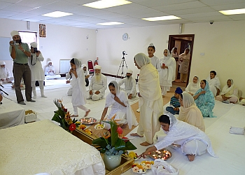 punjabi class put flowers at assan