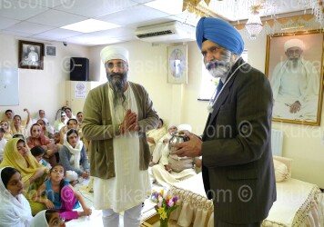 UK Parliment candidate Gurcharan Singh with harvinder s sian